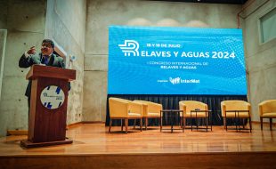 Aguas y Relaves 2025