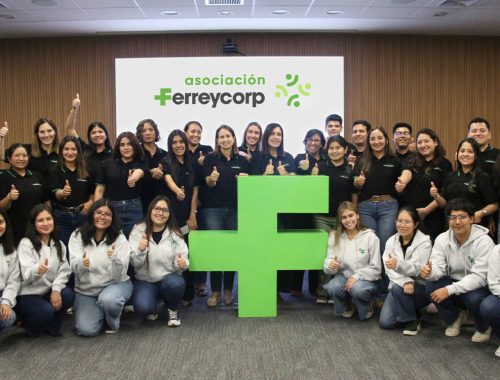 Asociación Ferreycorp impulsa formación de jóvenes con activa presencia en CADE Universitario