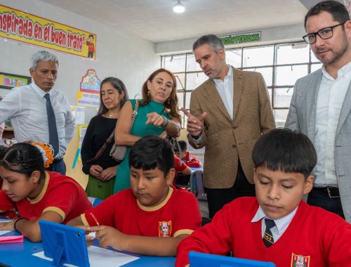 La alianza educativa entre Comprometidos con la Educación y American Tower ya benefició a más de 7.000 alumnos y 400 docentes